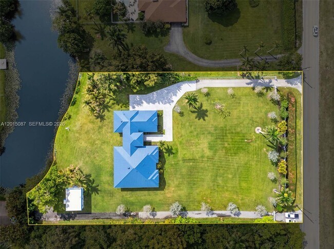 Foto del edificio - 2400 SW 112th Ave