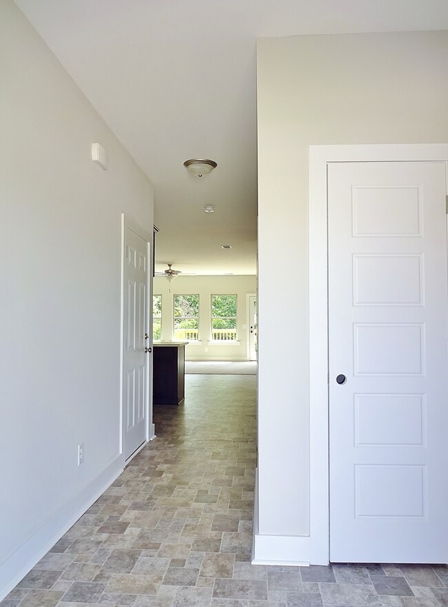 Building Photo - Town Home in Gardendale.. AVAILABLE in February DEPOSIT PENDING!!!
