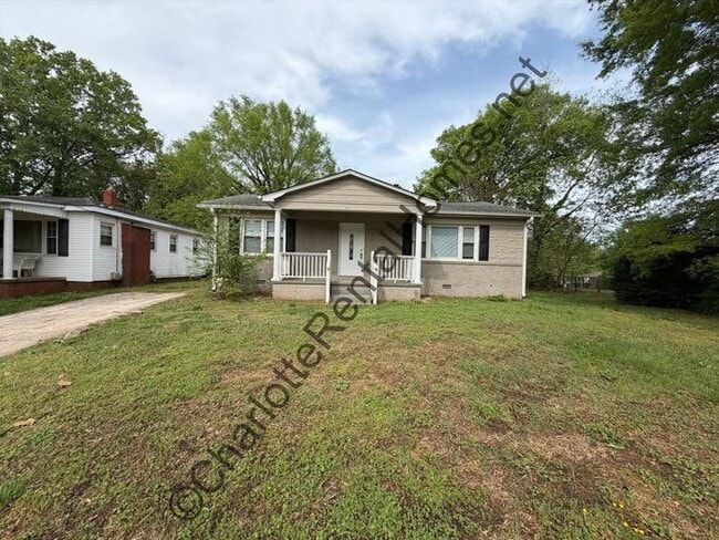 Building Photo - Nice ranch home in Concord