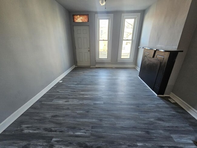 Building Photo - 3BR/2BA Townhome in Pigtown