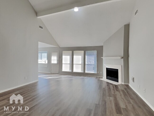 Foto del edificio - 22514 Willow Branch Ln