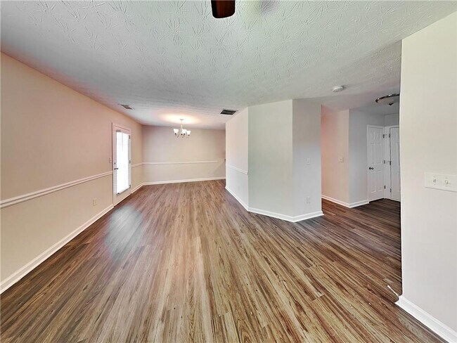 Foto del edificio - 35 Belmont Park Ln