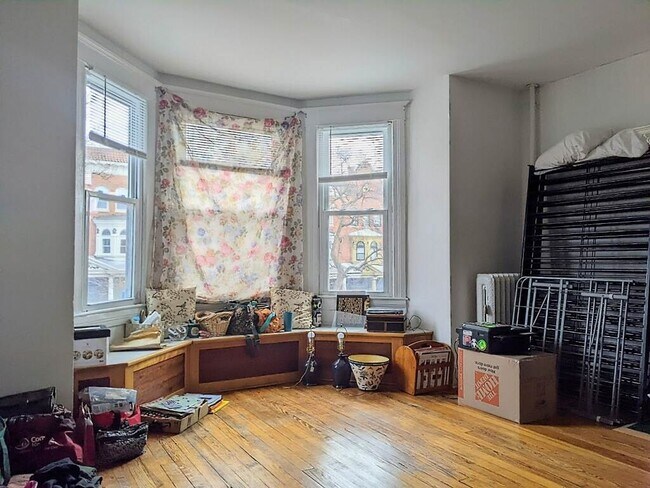 Bedroom - 2726 N Calvert St