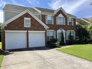 Building Photo - 11211 Maplehurst Dr