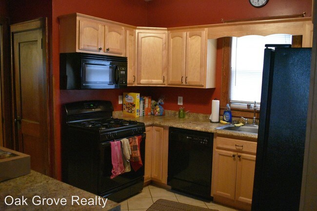 Building Photo - 3 br, 2 bath Room For Rent - 515 S 7th St