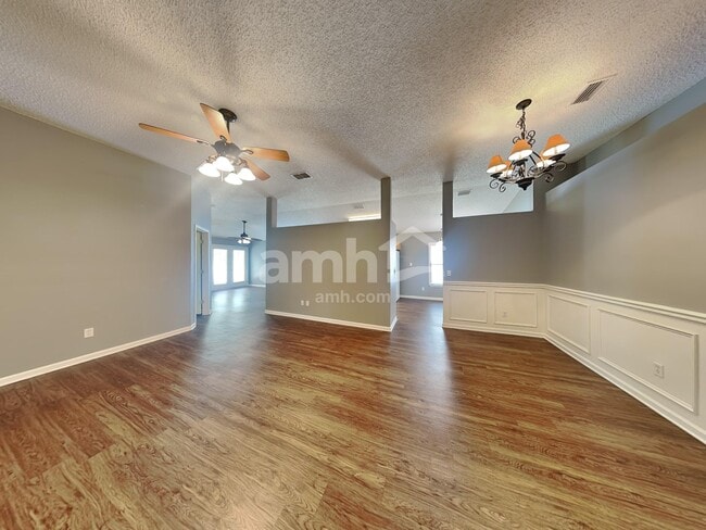 Building Photo - 1526 Bay Harbor Dr
