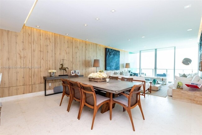 Building Photo - 360 Ocean Dr