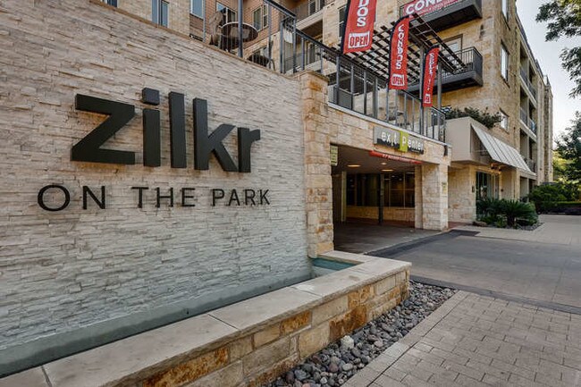 Foto del edificio - 1900 Barton Springs, Unit #2042