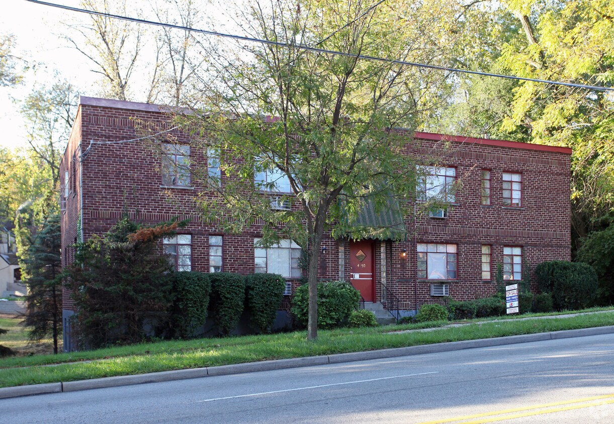 Primary Photo - 4050-4056 Reading Rd