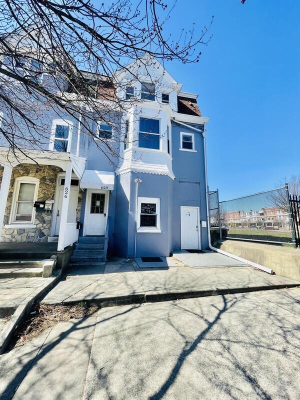 Building Photo - 628 N 6th St