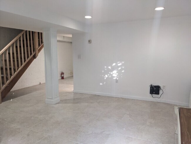 Foto del edificio - 244 12th St SE