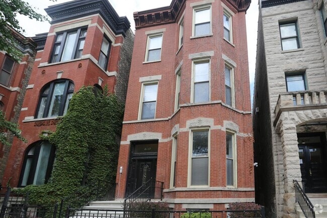 Building Photo - 5333 N Kenmore Ave