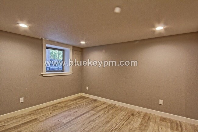 Foto del edificio - 2 Bed, 1 Bath Unit in Laurelhurst Plex