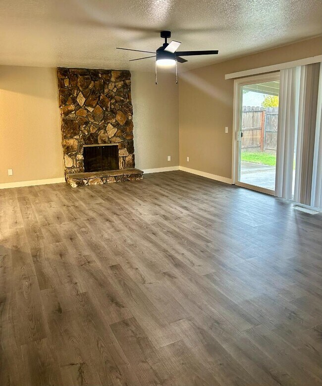 Foto del edificio - 285 Rutgers Ave