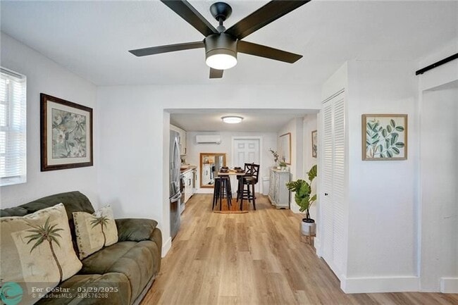Building Photo - 6128 SW 39th St
