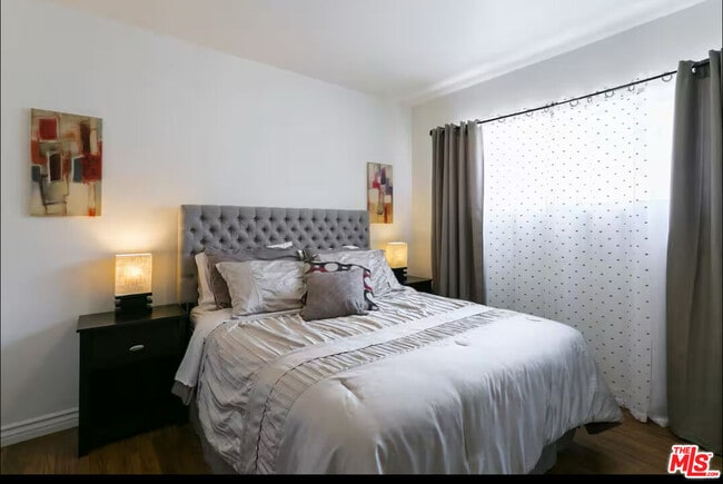 Foto del edificio - 5428 Colfax Ave
