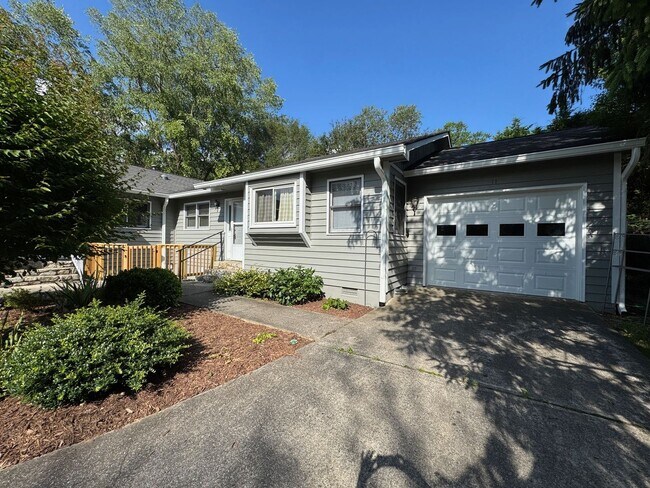 Foto del edificio - Black Mountain - Two Bedroom, 55 + Community