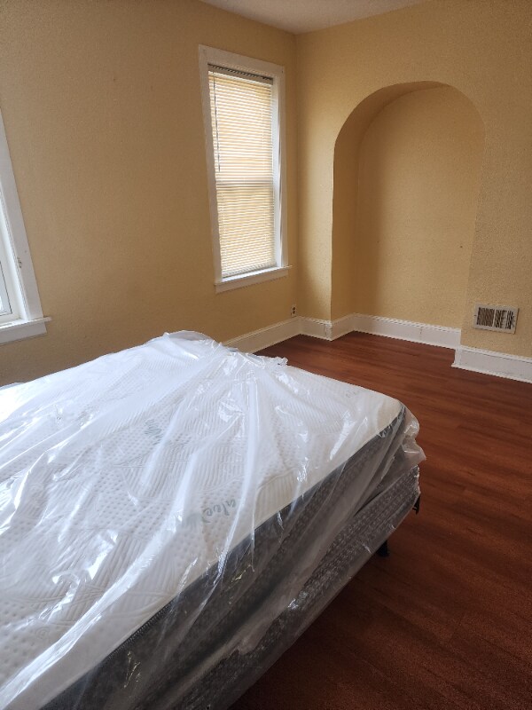 Foto del edificio - 916 E Woodlawn St
