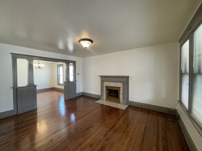 Building Photo - 32 Kenyon Ct