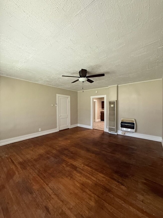 Building Photo - 1314 Kemp Blvd
