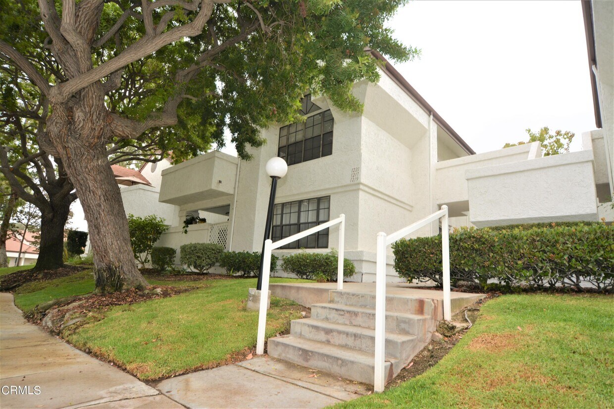 Foto principal - 1217 Mission Verde Dr