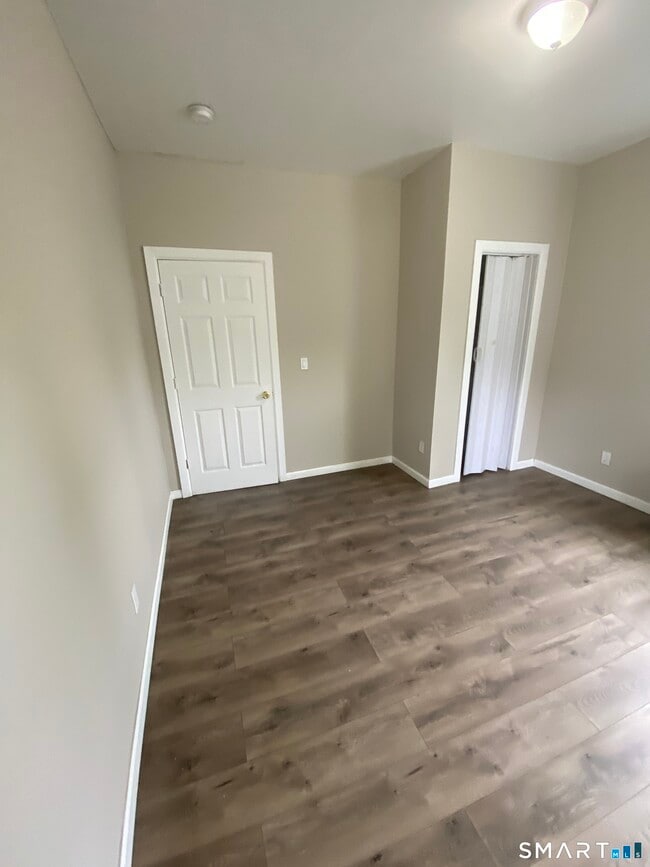 Foto del edificio - 445 Albany Ave