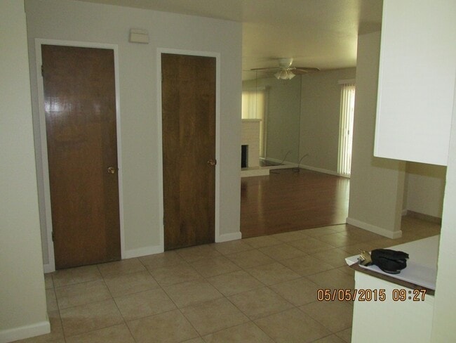 Building Photo - 1425 Chapala Way