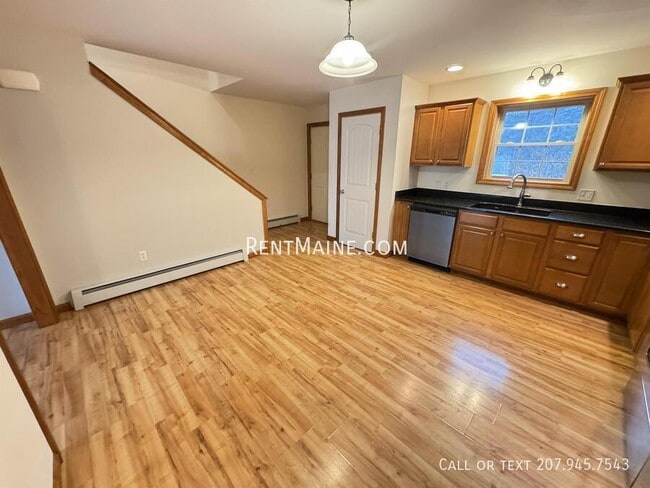 Building Photo - 208 Western Ave