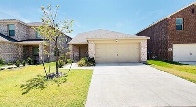 Building Photo - 217 Adelina Dr