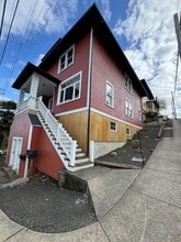 Building Photo - 811-813 Franklin Ave