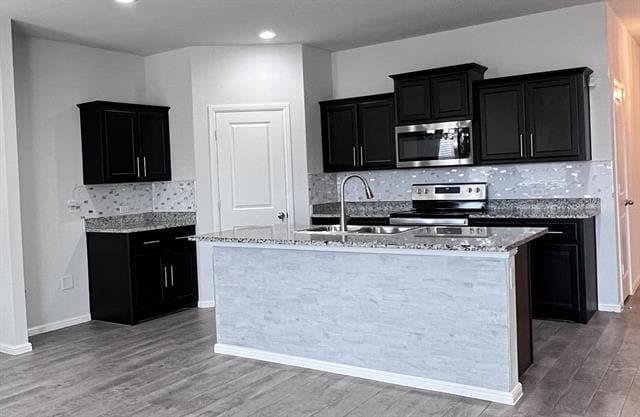 Building Photo - 617 Blacktail Dr