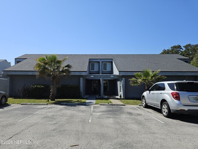 Foto del edificio - 4302 Seagate Ln N