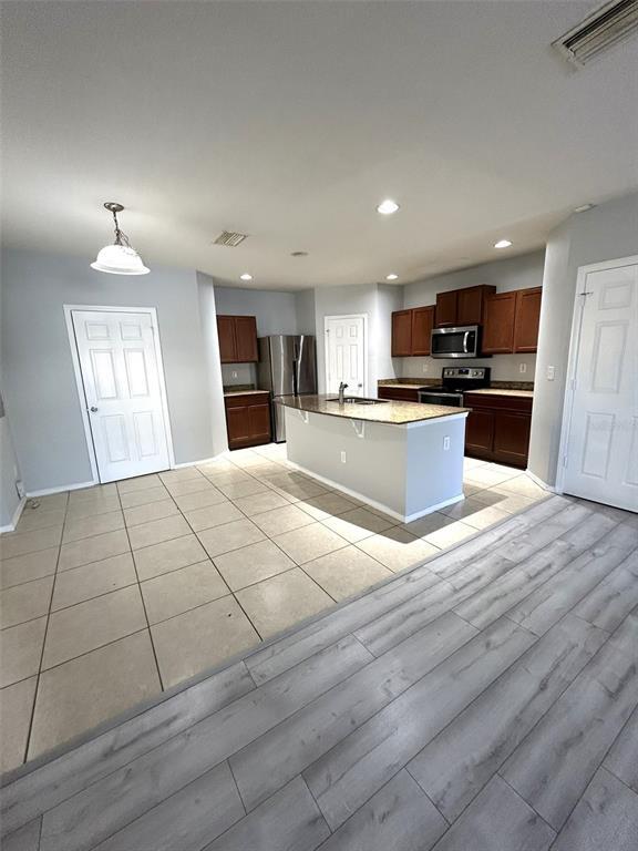Foto del edificio - 4714 Chatterton Way