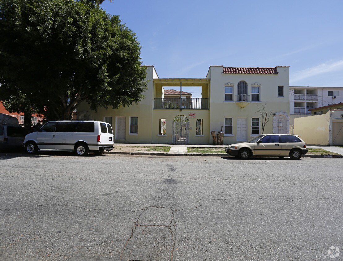 Building Photo - Berendo Garden