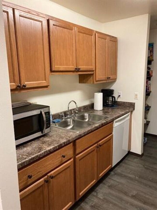 Interior Photo - Sunset Lane Apartments