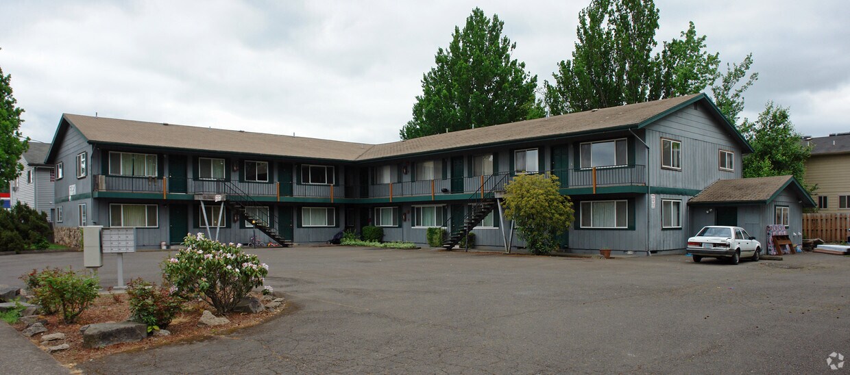 960 NW Hayes Ave, Corvallis, OR 97330 Apartments in Corvallis, OR