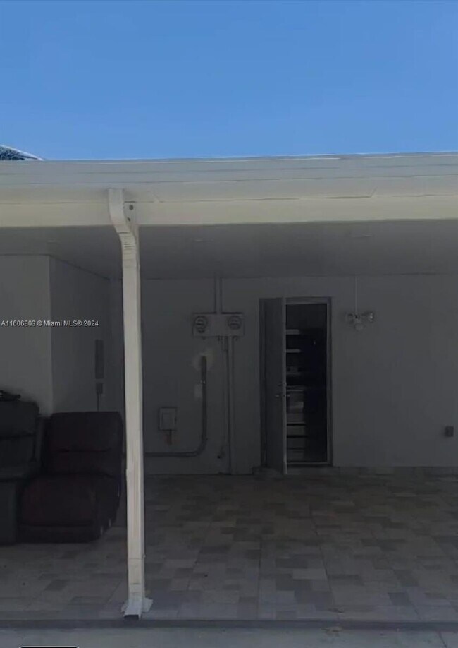 Foto del edificio - 3363 NW 35th St