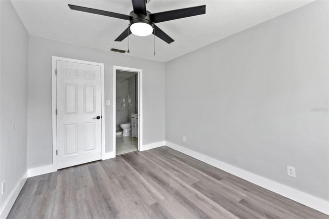 Building Photo - 8737 N Tangerine Pl