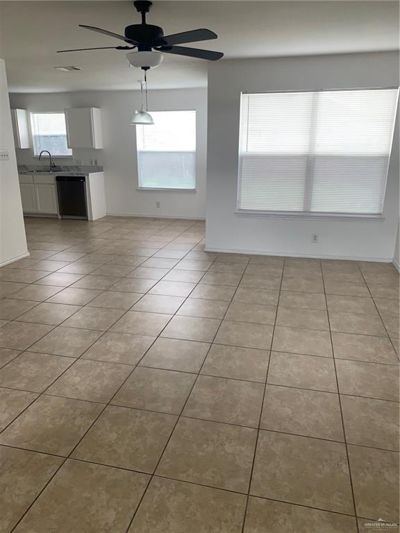 Building Photo - 4205 Santa Lucia St
