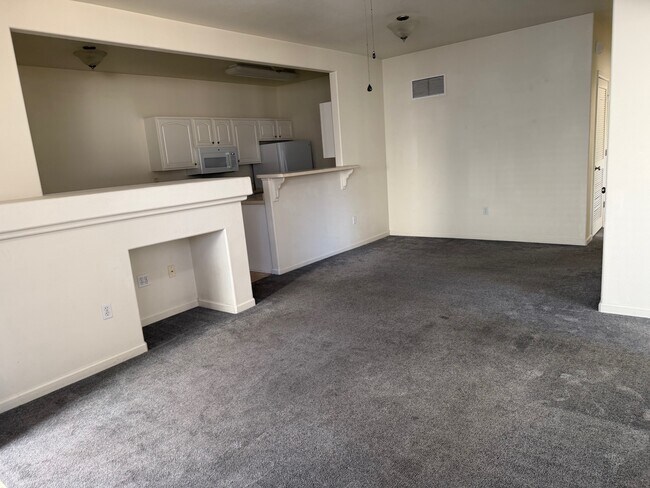 Building Photo - 2461 Thunder Mountain Dr