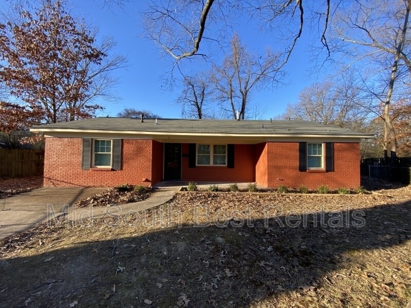 Primary Photo - 6 Southern Oaks Ct