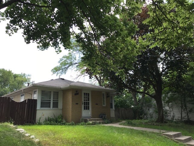 Primary Photo - 4945 Zenith Ave S
