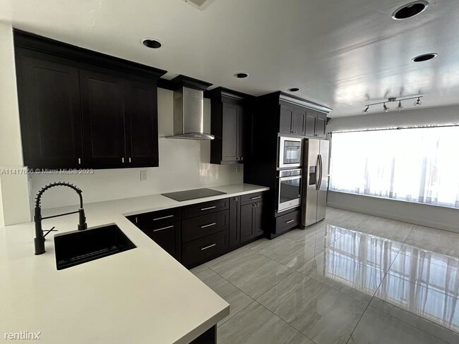 Building Photo - 4 br, 2.5 bath House - 13405 SW 144th Ter