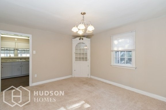 Building Photo - AVAILABLE NOW! -  2405 Edgehill Rd, Huntin...