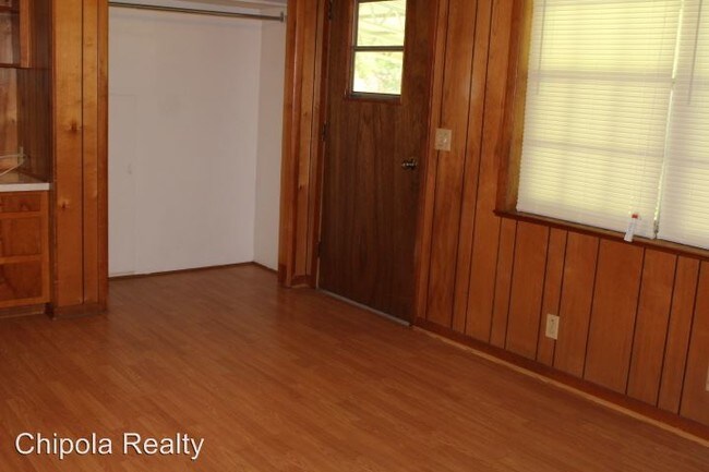Building Photo - 3 br, 2 bath House - 1133 11th Avenue