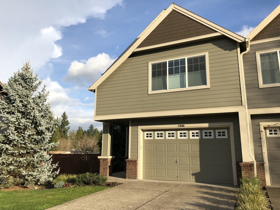 Primary Photo - Excellent Sherwood Location