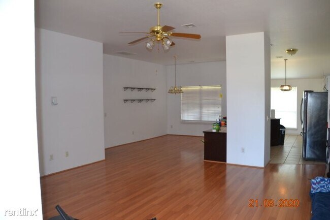 Building Photo - 4 br, 2 bath House - 324 SW 40th St