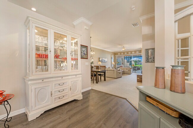 Foto del edificio - 26053 Clarkston Dr