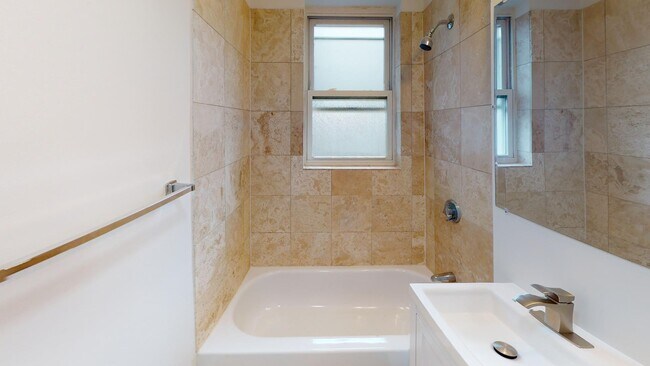 Foto del edificio - 221 Hanover St