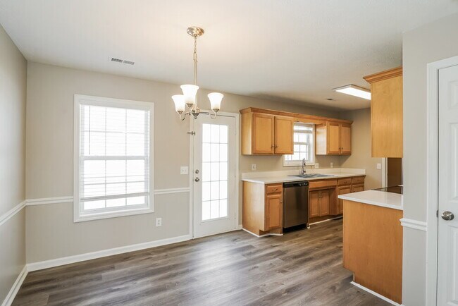 Foto del edificio - 7017 Steen Blvd